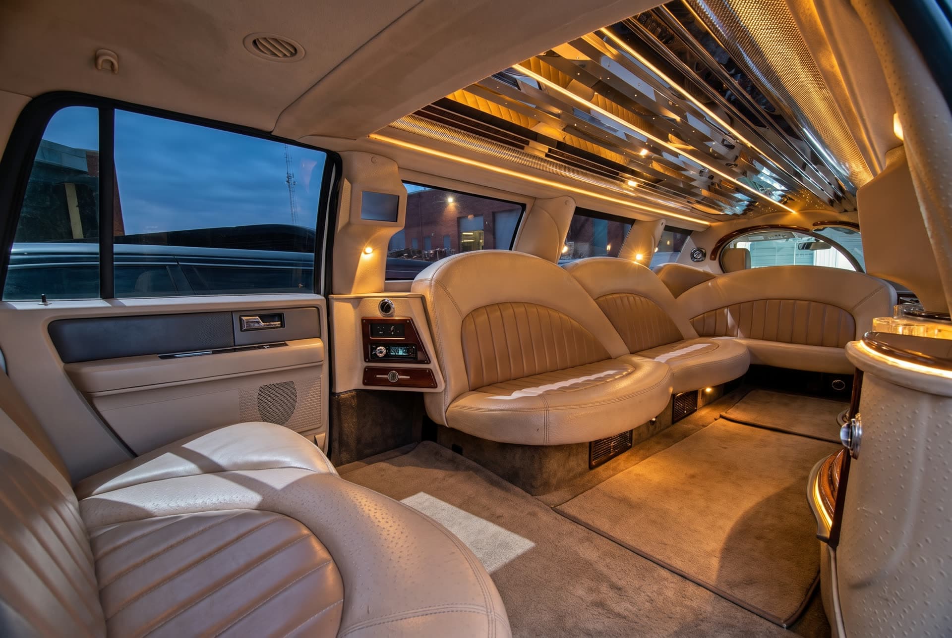 Stretched SUV Limo interior, luxury limo rental in Barrie, Ontario (photo 1)
